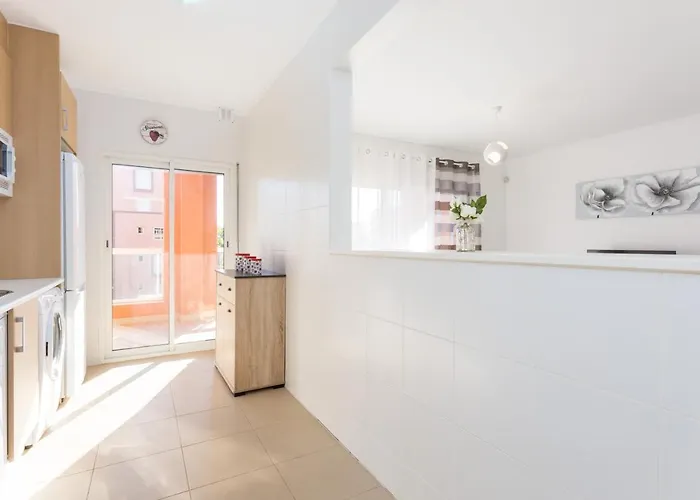 Love Sun Beach Apartment Portimao