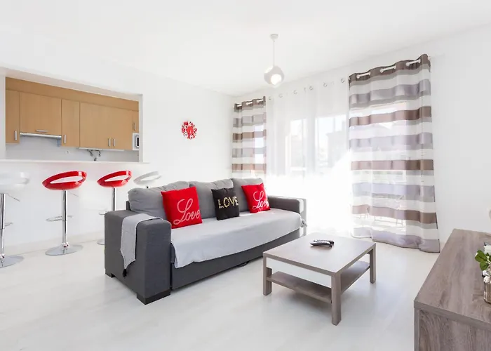 Love Sun Beach Apartment Portimao